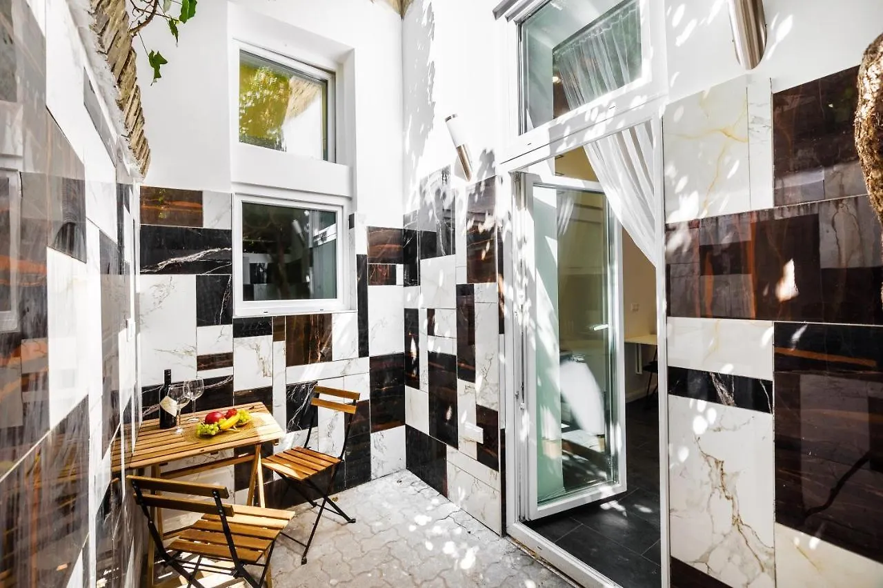 Gloria Downtown Apartments Budapest