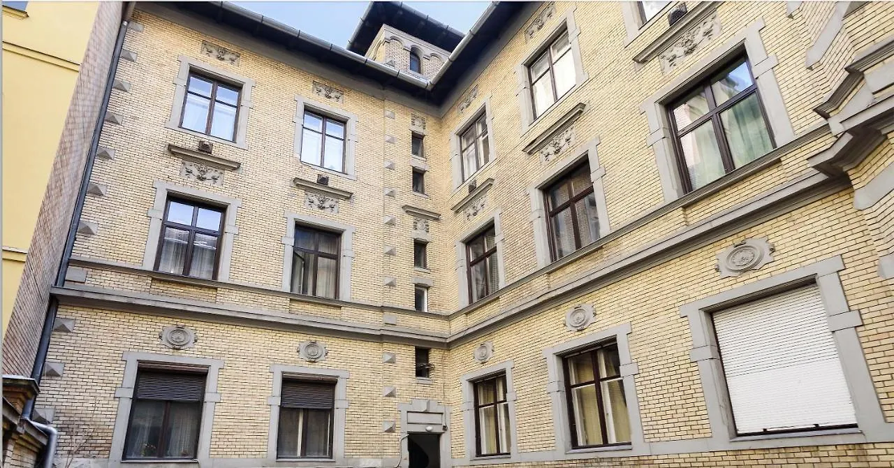 Gloria Downtown Apartments Budapest