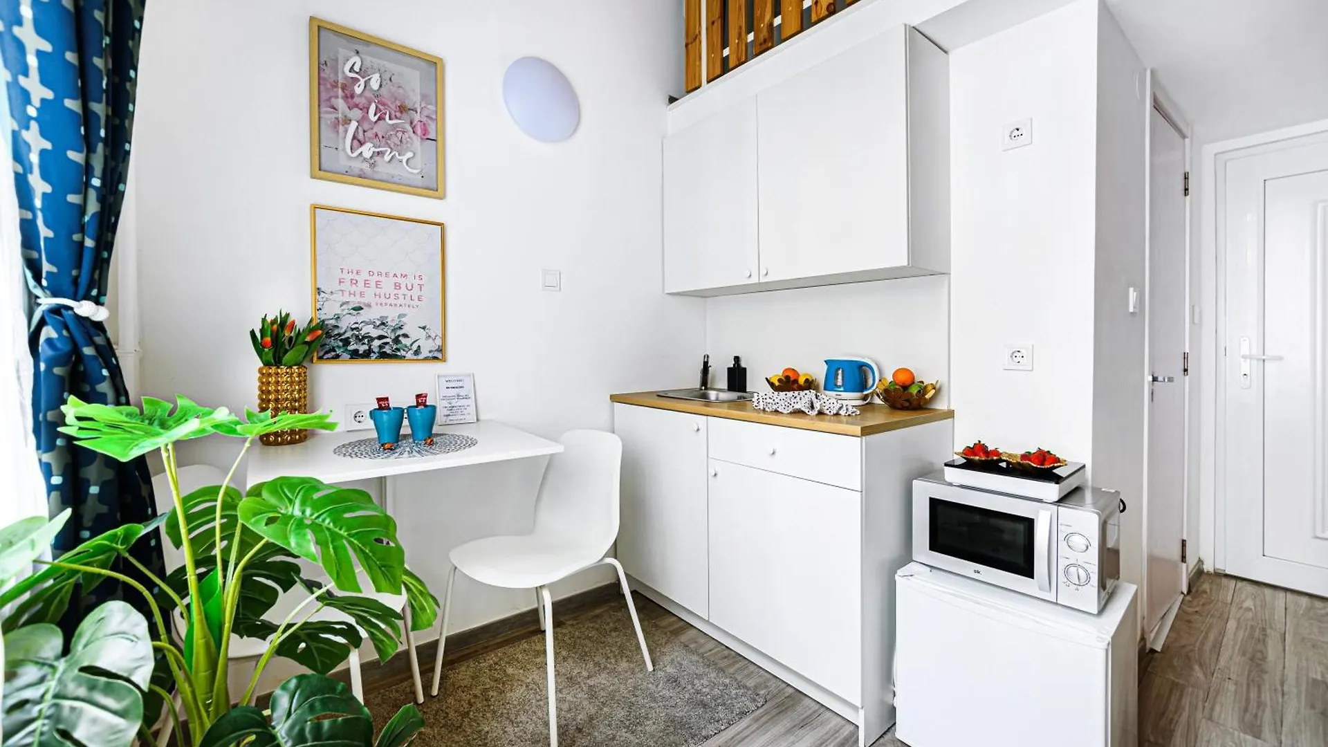 Gloria Downtown Apartments Budapest Hungary